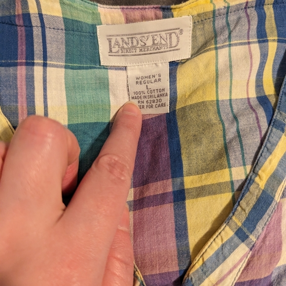 Fun Button Up Top - Picture 5 of 5